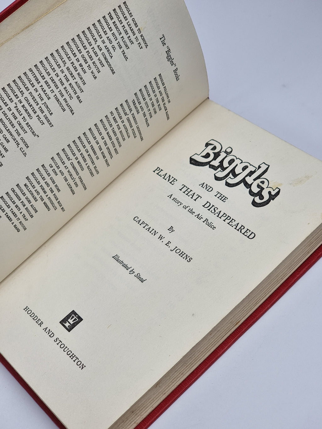 Biggles and the Plane That Disappeared, Captain W. E. Johns — 1st Edition