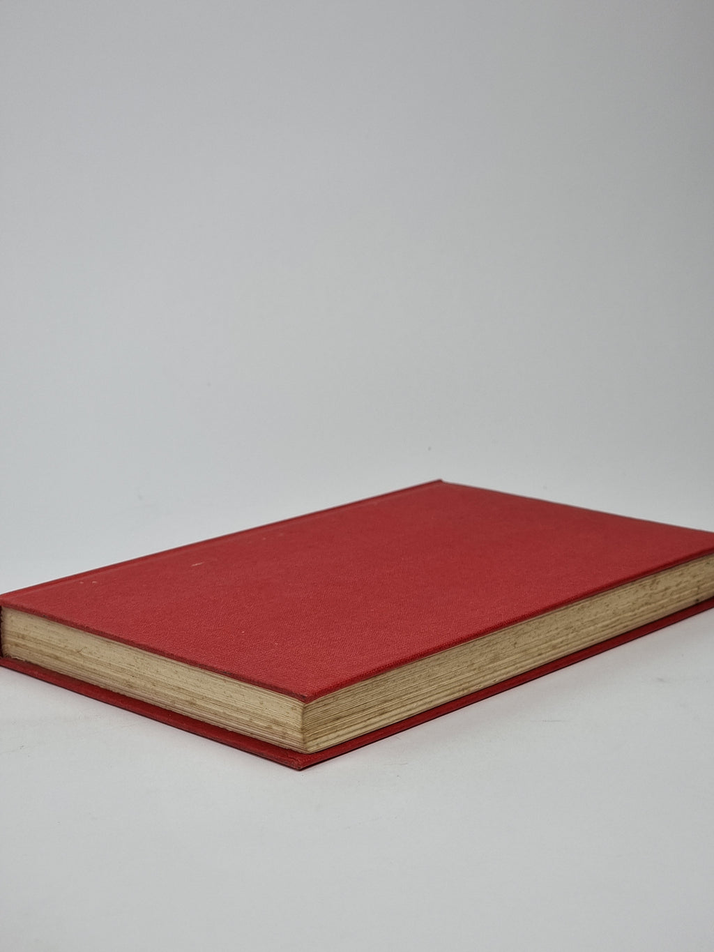 Biggles Scores a Bull, Captain W. E. Johns — 1st Edition