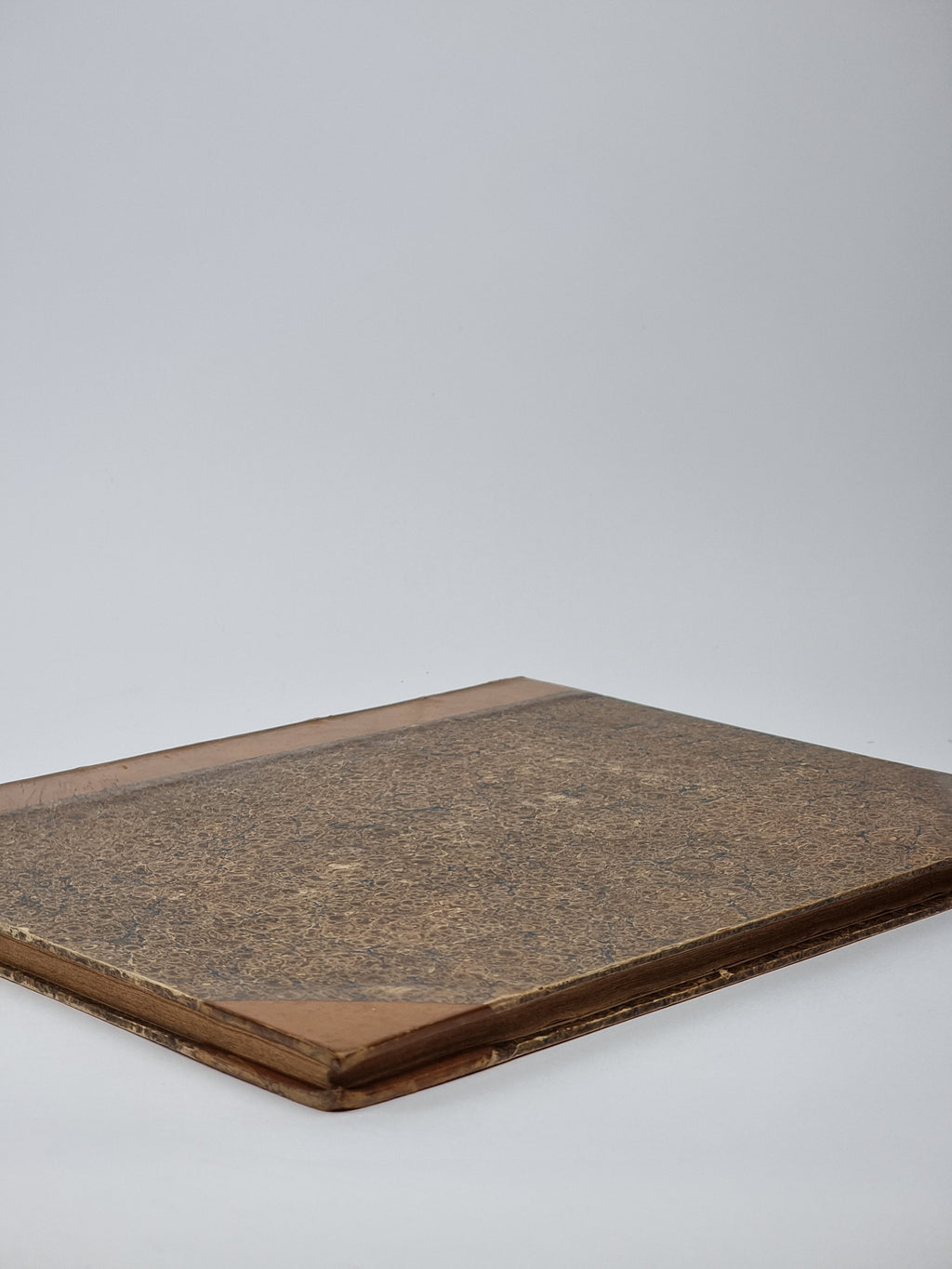 A Concise Account, Historical and Descriptive, of Lambeth Palace — 1st Ed