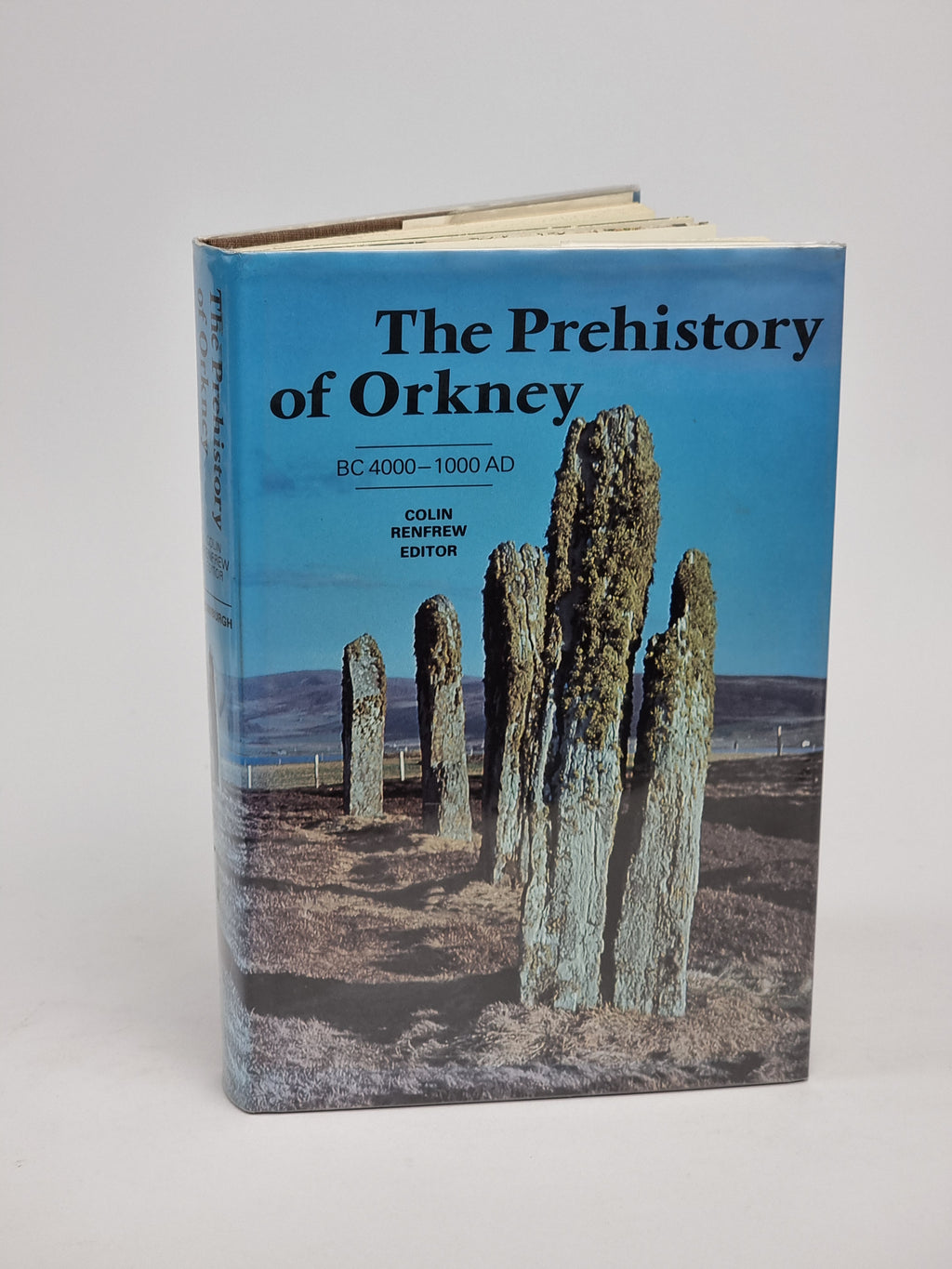 The Prehistory of Orkney, Colin Renfrew — 1st Edition