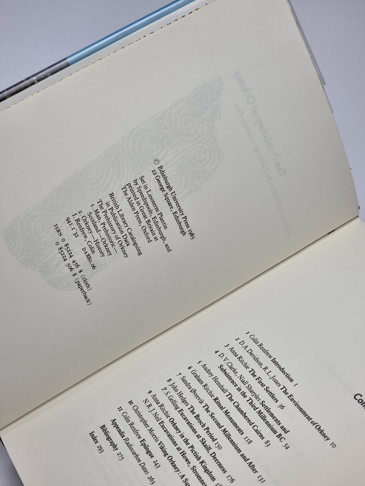 The Prehistory of Orkney, Colin Renfrew — 1st Edition