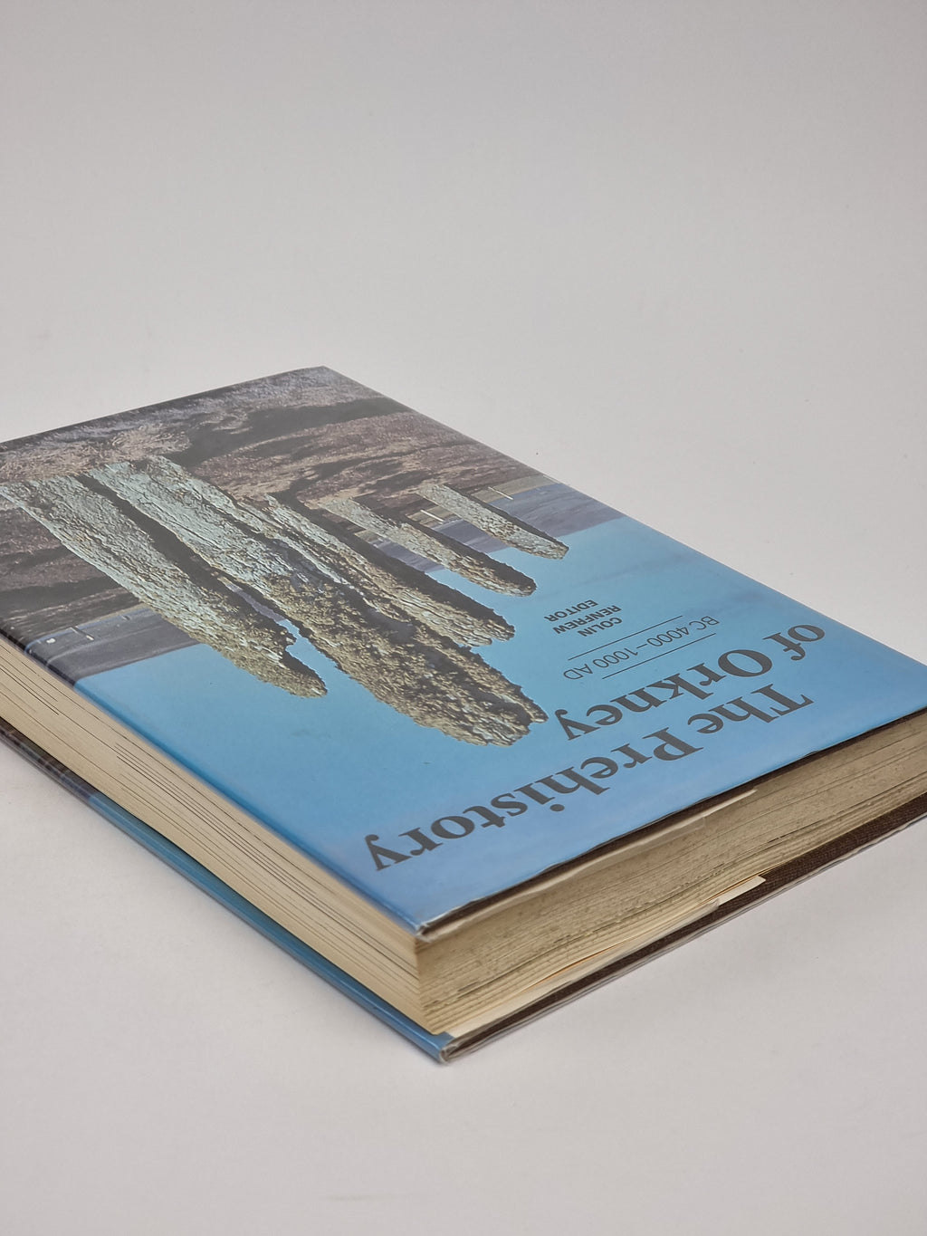 The Prehistory of Orkney, Colin Renfrew — 1st Edition