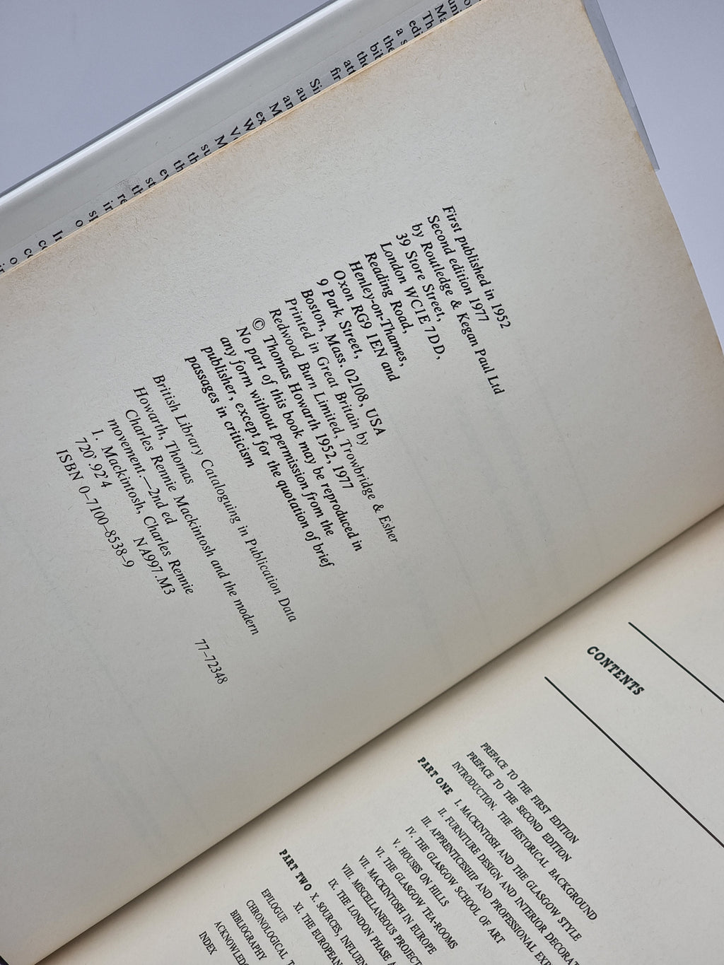 Charles Rennie Mackintosh and the Modern Movement, Thomas Howarth