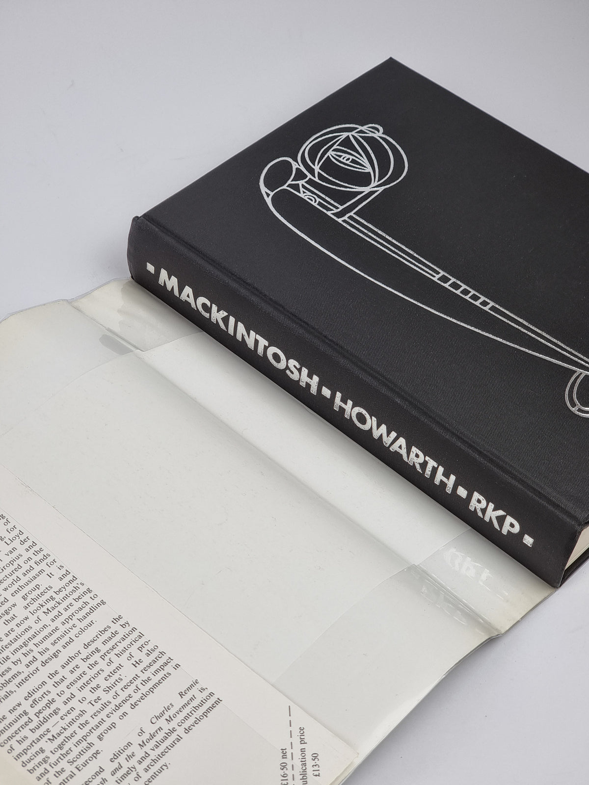 Charles Rennie Mackintosh and the Modern Movement, Thomas Howarth