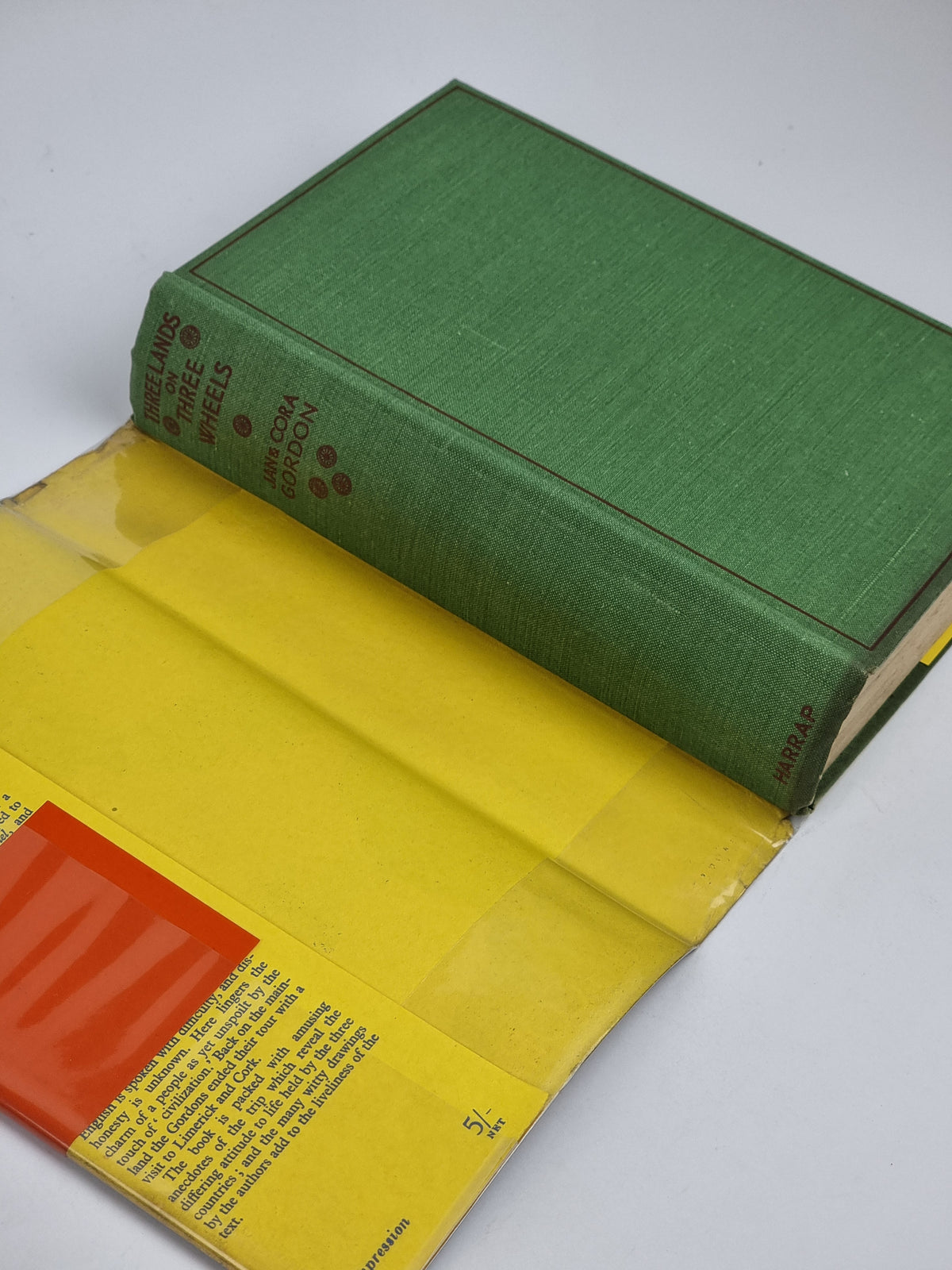 Three Lands on Three Wheels, Jan & Cora Gordon