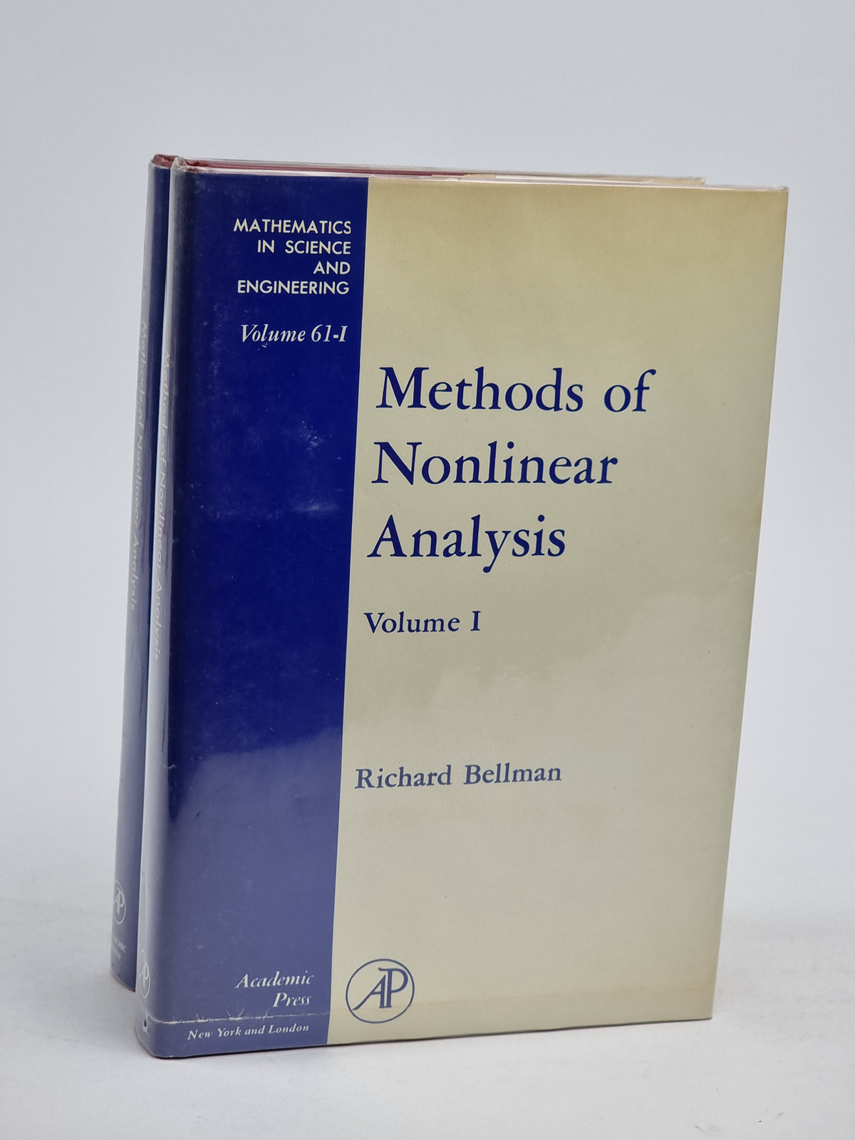 Methods of Nonlinear Analysis, Richard Bellman — 1st Edition