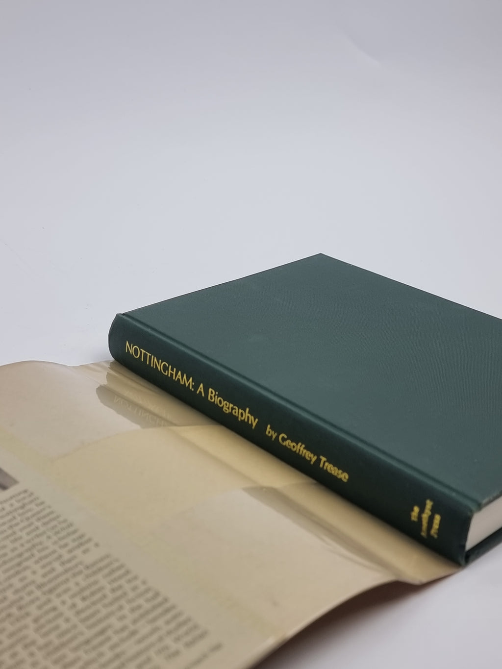 Nottingham: A Biography, Geoffrey Trease — 2nd Edition