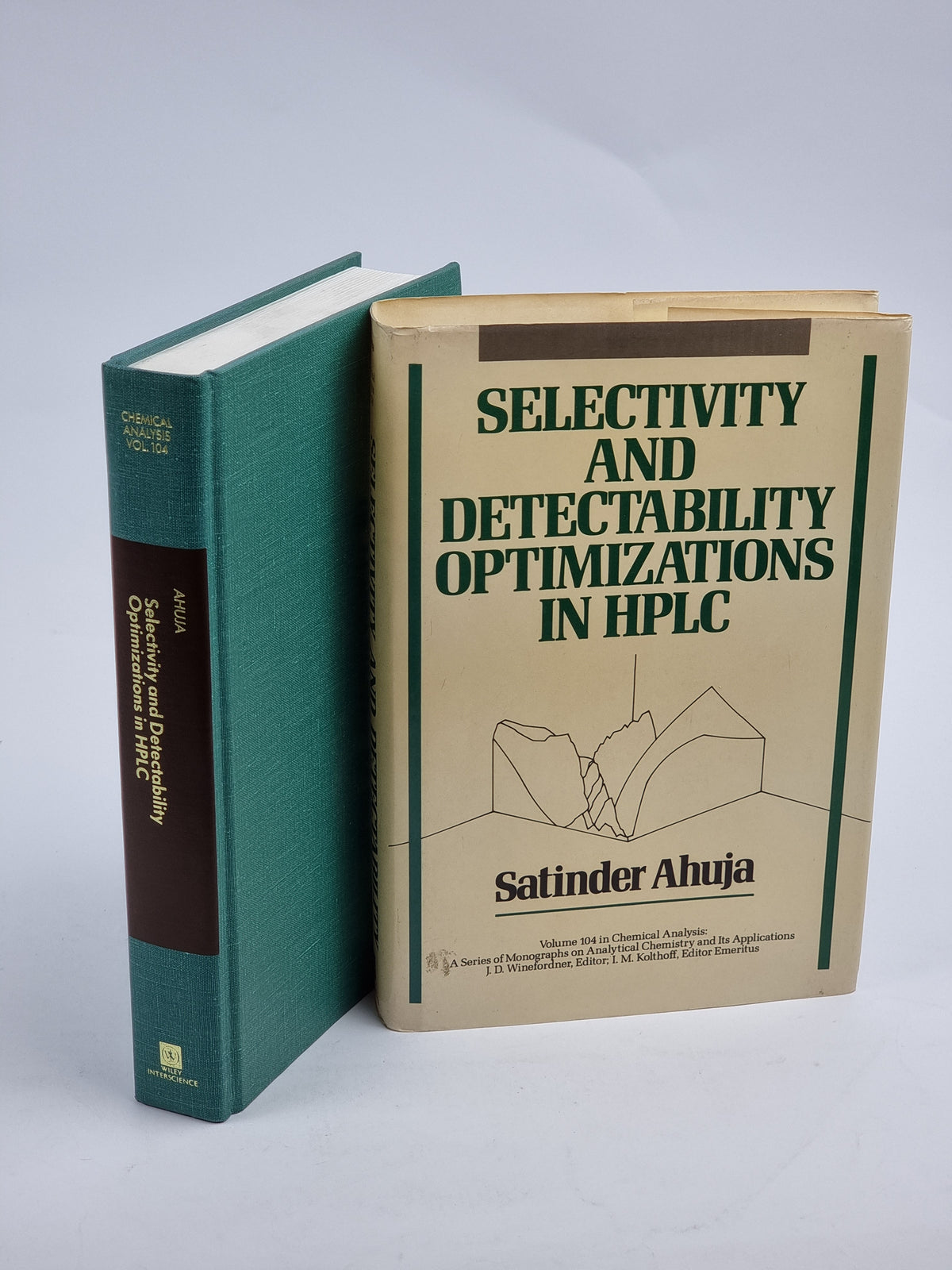Selectivity and Detectability Optimizations in HPLC, Satinder Ahuja — 1st Ed