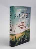 The Long Earth, Terry Pratchett and Stephen Baxter — 1st Edition