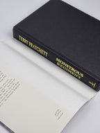Monstrous Regiment, Terry Pratchett — 1st Edition