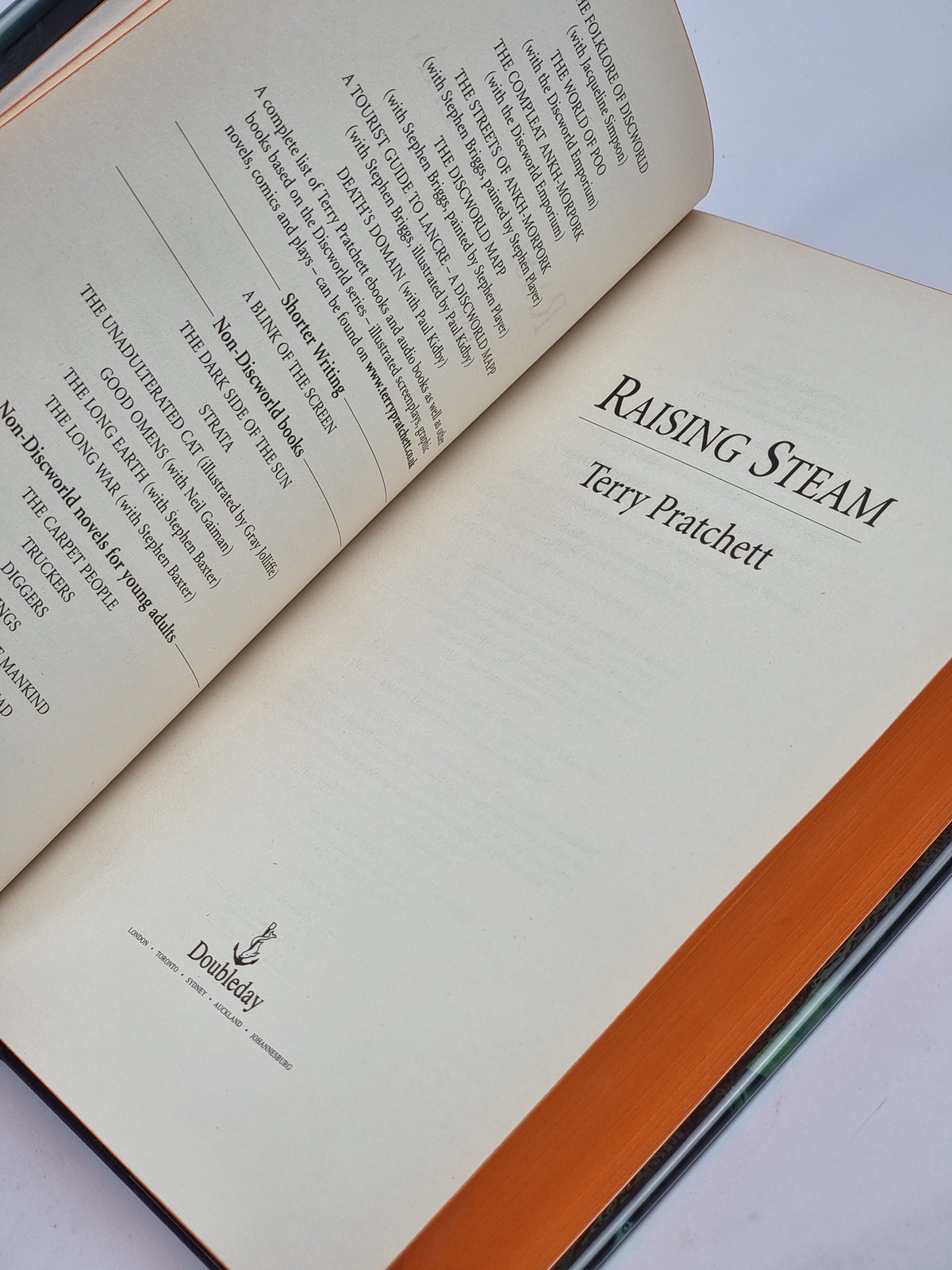 Raising Steam, Terry Pratchett — 1st Edition