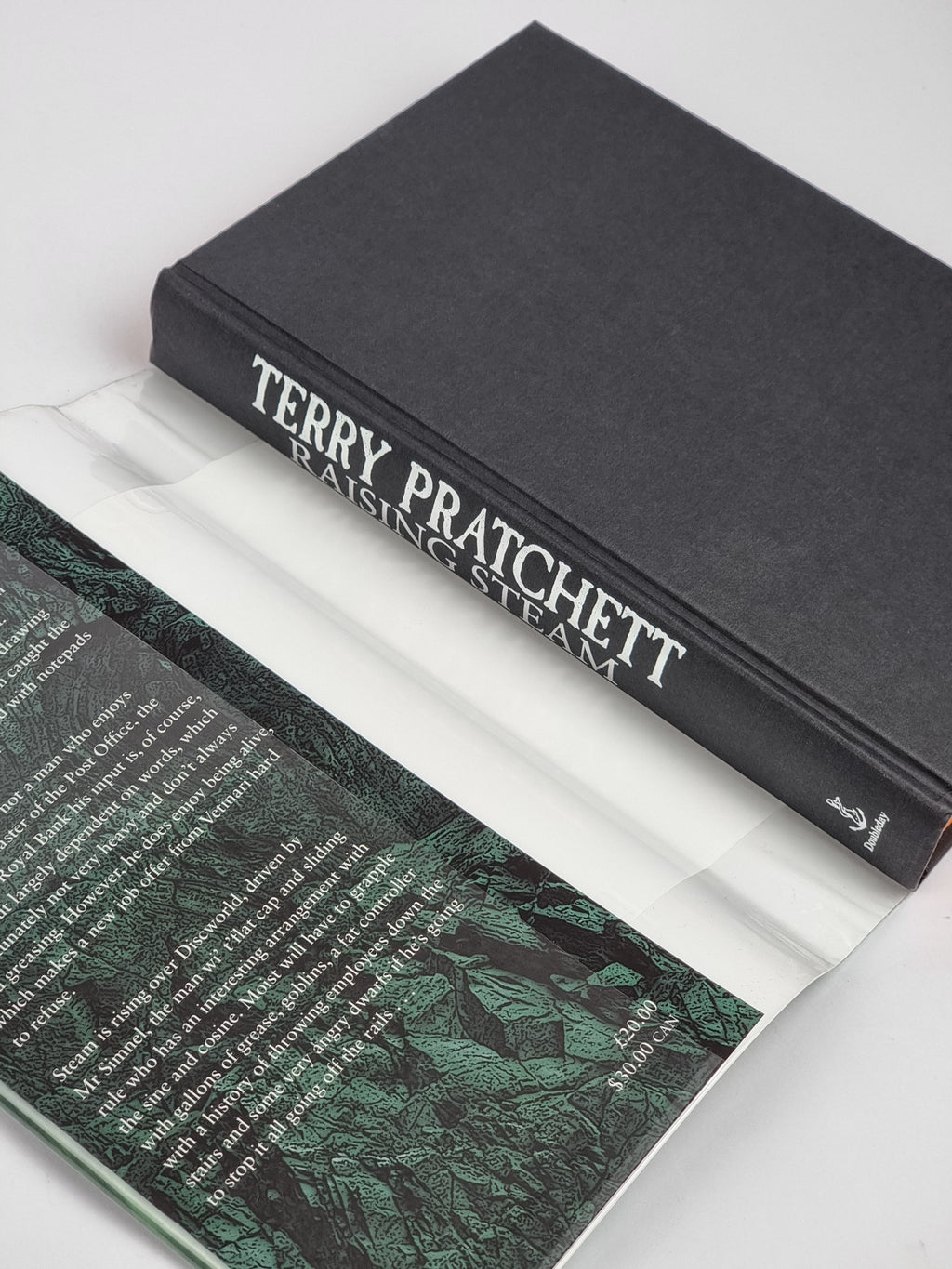 Raising Steam, Terry Pratchett — 1st Edition