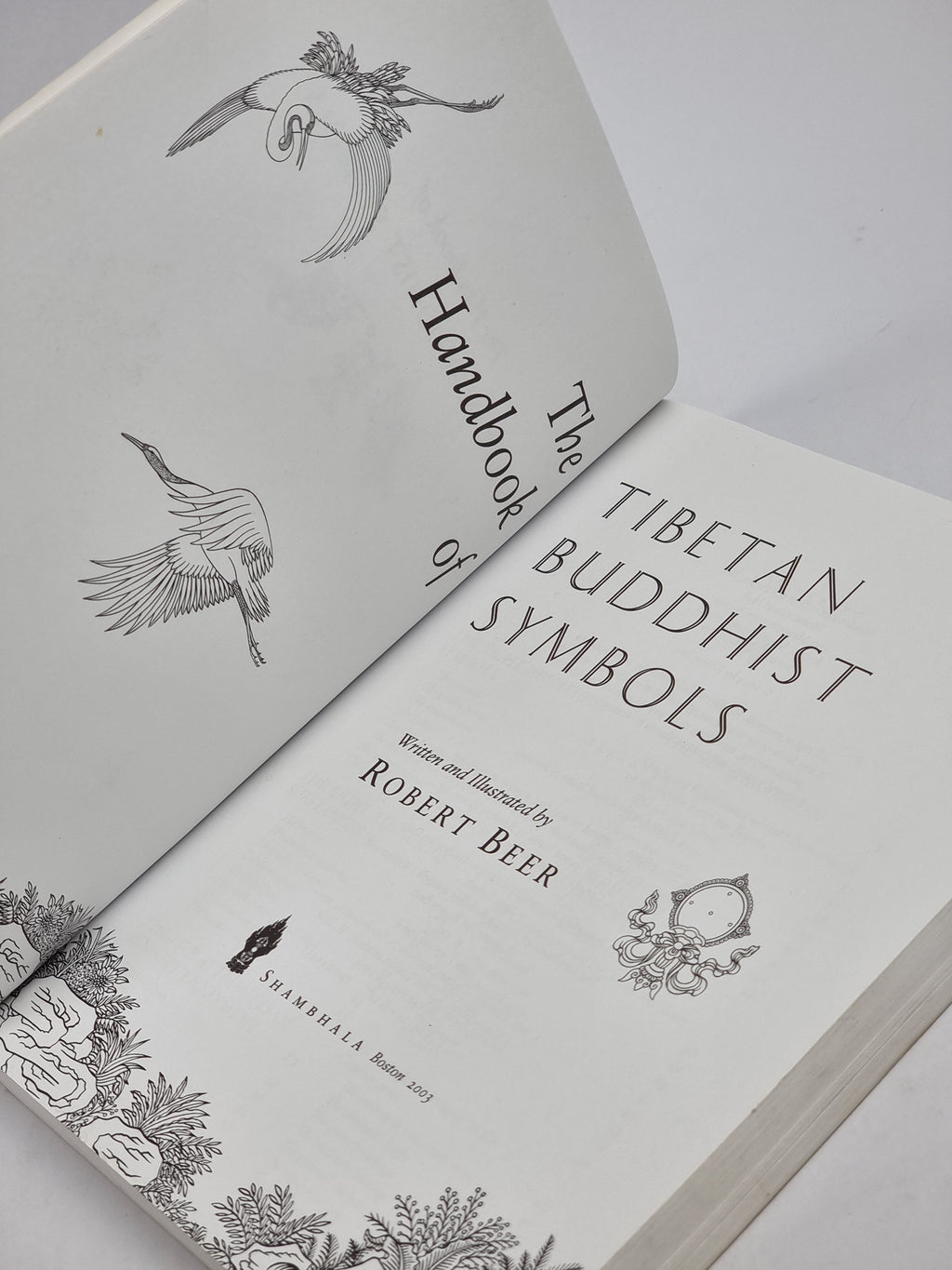 The Handbook of Tibetan Buddhist Symbols, Robert Beer