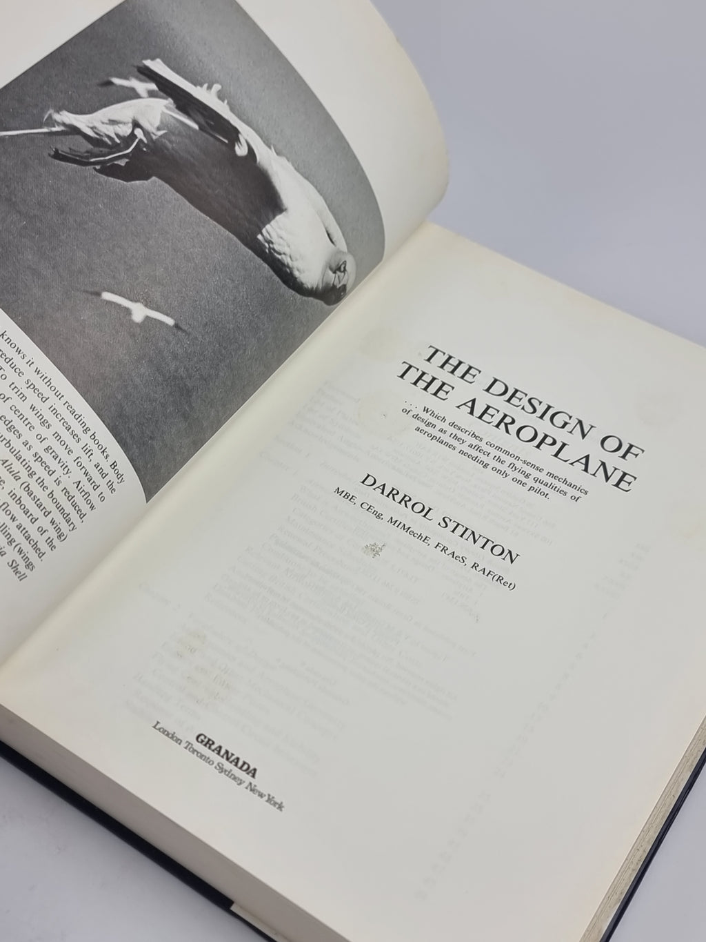 The Design of the Aeroplane, Darrol Stinton — 1st Edition