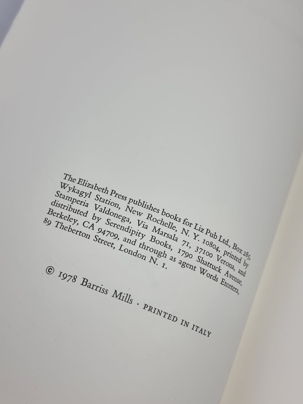 The Unheroic Muse: Essays On Five Classical Poets, Barriss Mills
