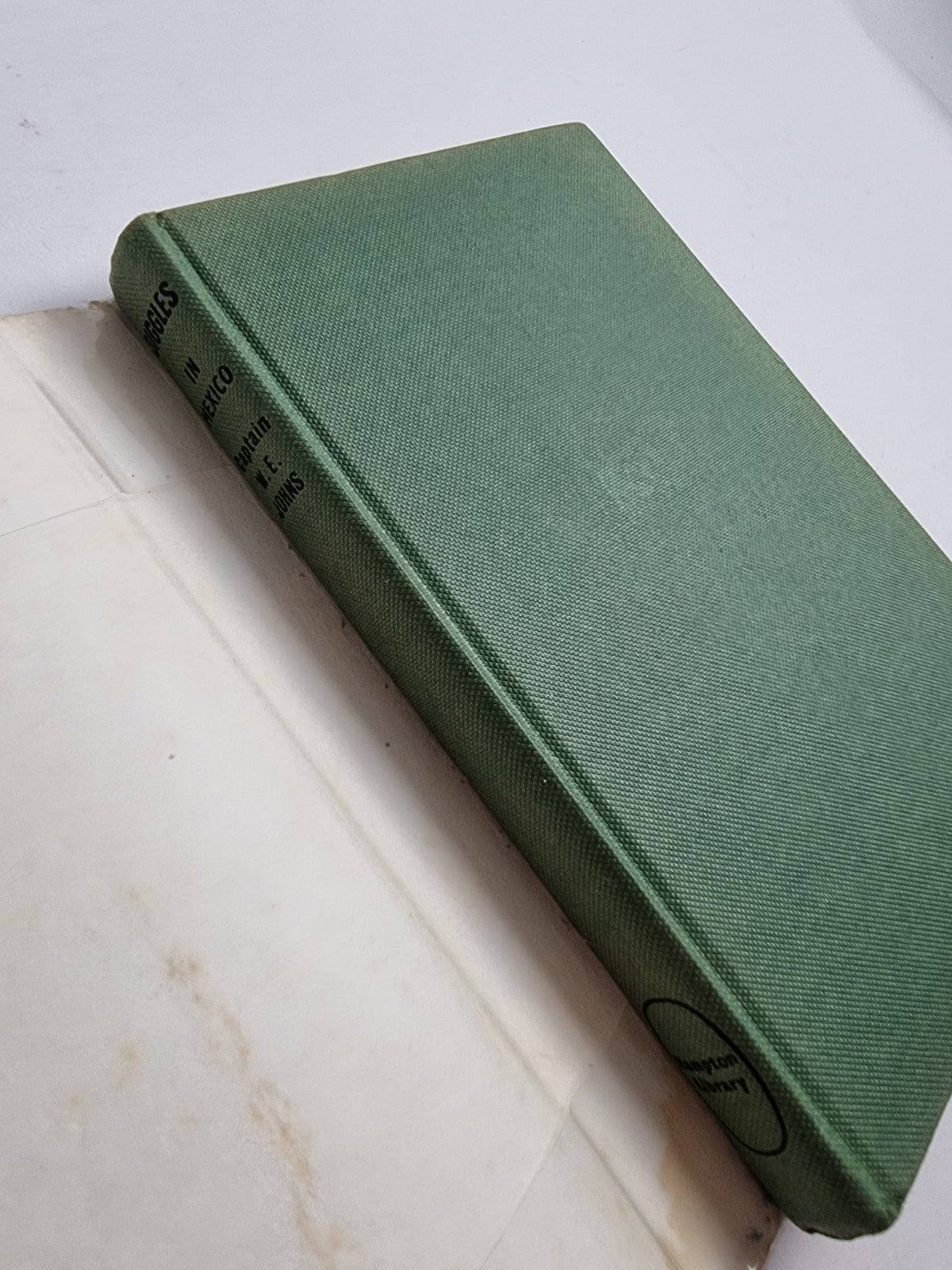 Biggles in Mexico, Captain W. E. Johns — First Edition
