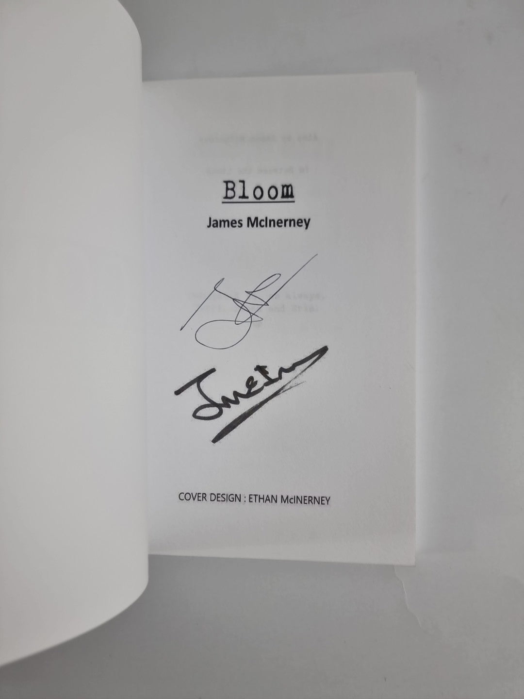 Bloom by James Mclnerney (Paperback, 2016) NEW Signed