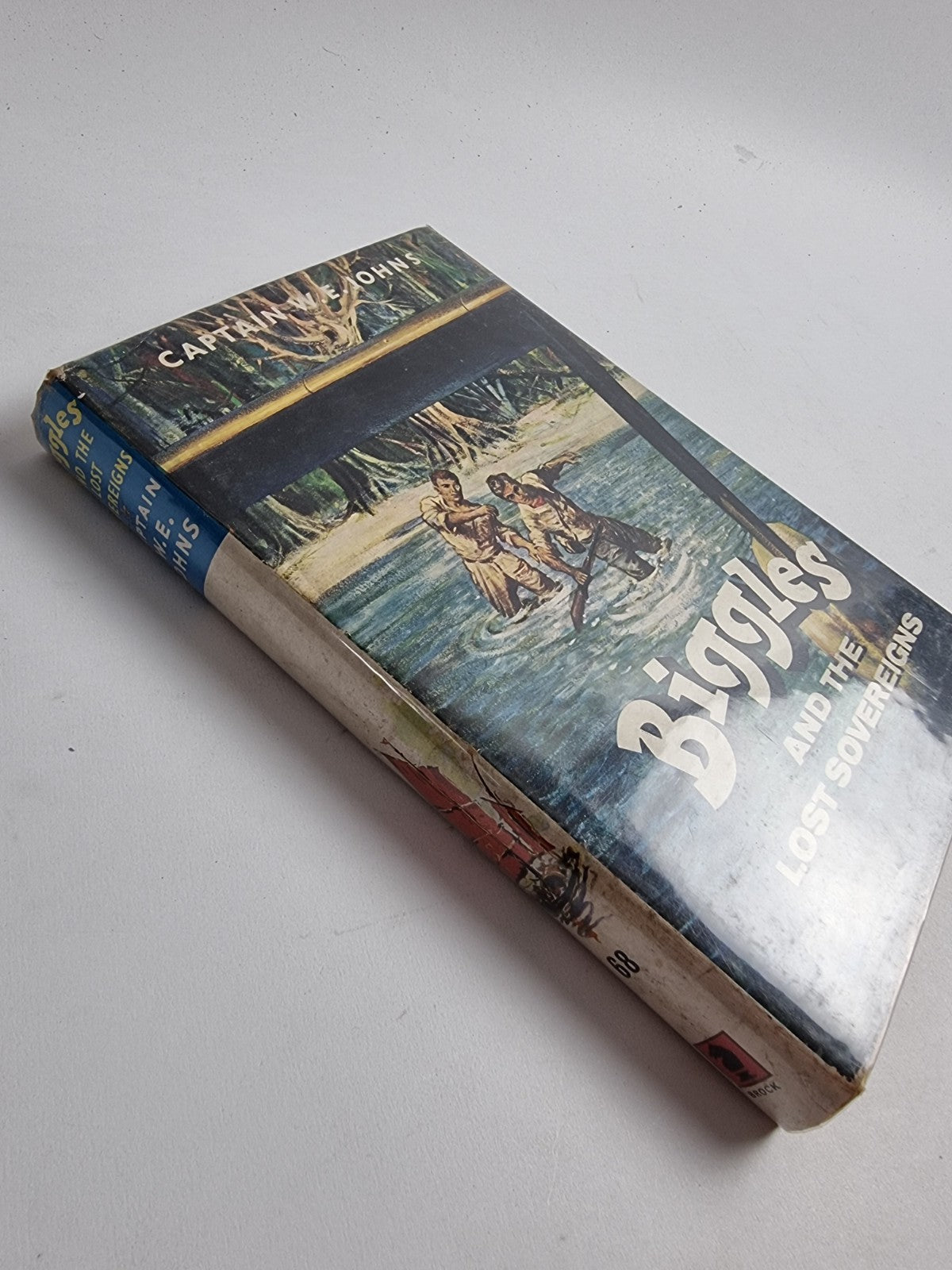 Biggles and the Lost Sovereigns, Captain W.E. Johns — First Edition