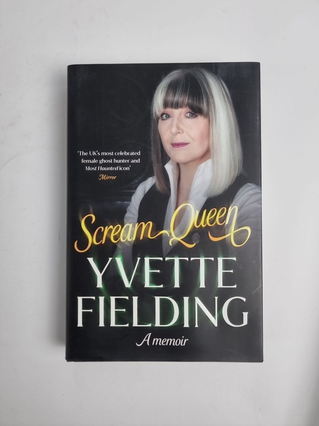 Scream Queen A memoir by Yvette Fielding 9781529929140 | Brand New