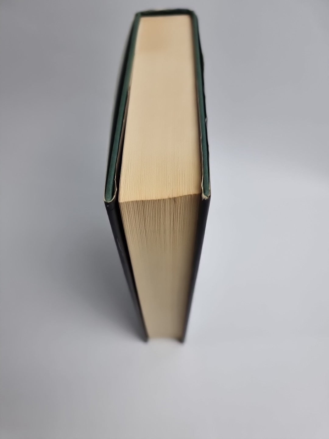 Answers from the Grave by Mark Timlin (Hardcover, 2004) Rare 1st Edition New