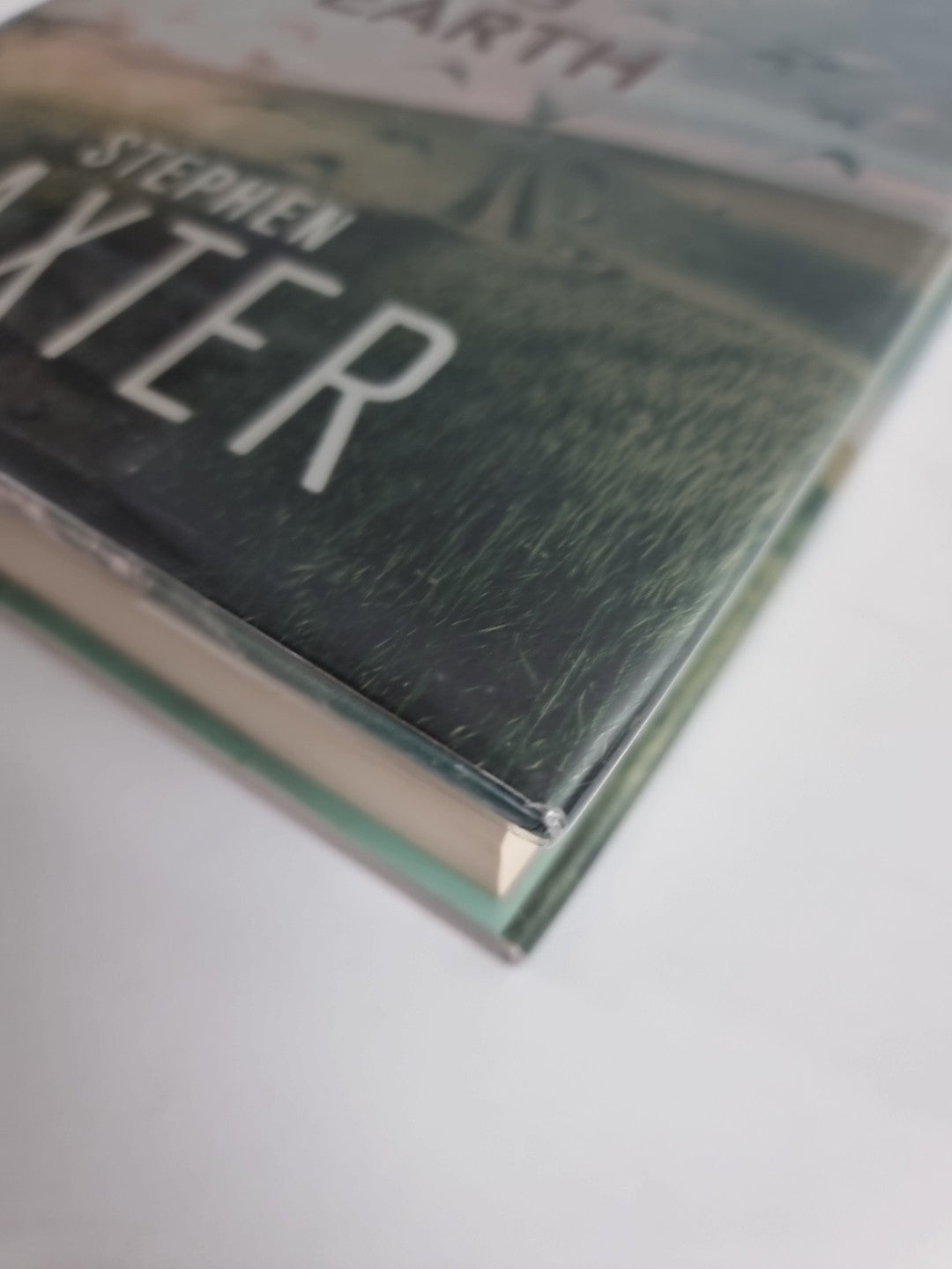 The Long Earth by T Pratchett (Hardcover, 2012) 1st Edition New Free Delivery