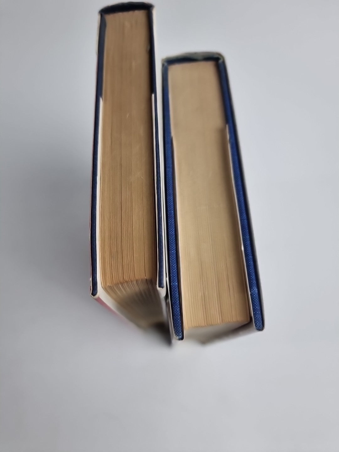 Oxford Concise & Bedside Opera 1st Ed Books With Over 30 Opera  Autographs