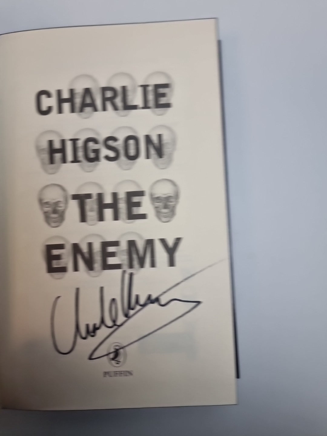 The Enemy by Charlie Higson (Hardcover, 2009) Signed 1st Edition Free Delivery