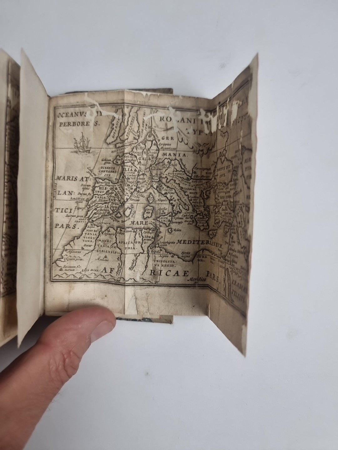 Caesar, Julius; C. lulii Caesarisquae extant exemendatione Ios.Scaligeri 1675