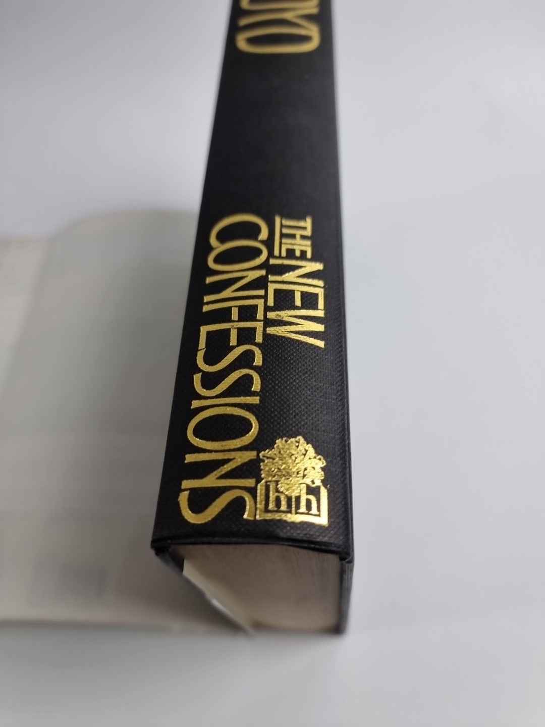 The New Confessions : William. Boyd - Rare 1st Edition, New And Unread 