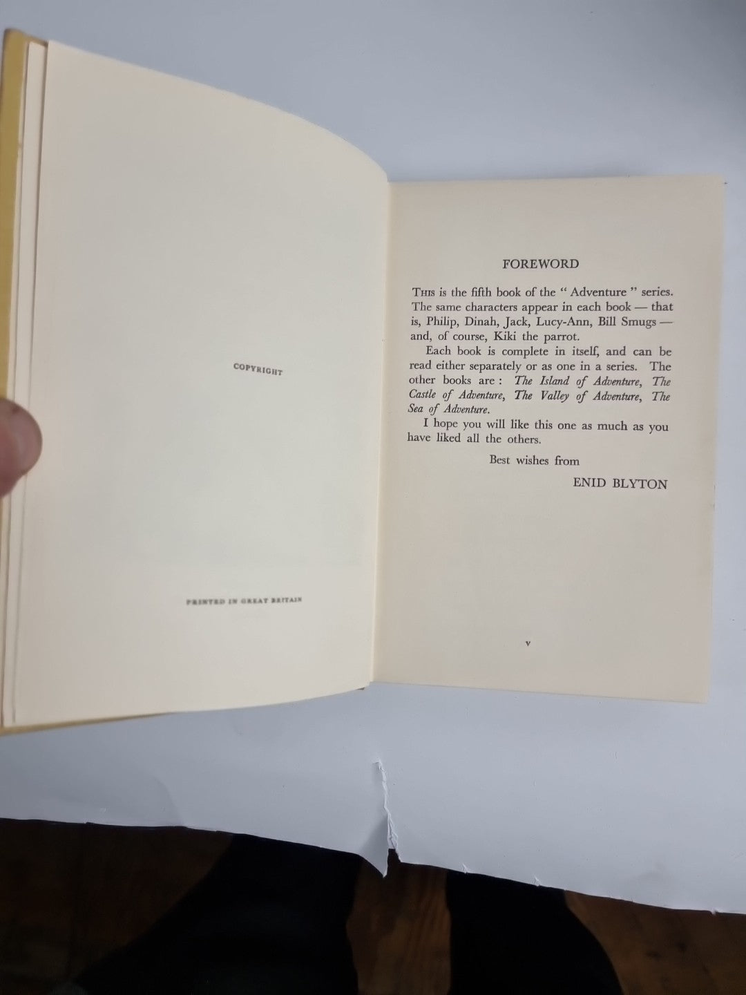 THE MOUNTAIN OF ADVENTURE - Blyton, Enid 1st Edition Illus. by Tresilian, Stuart