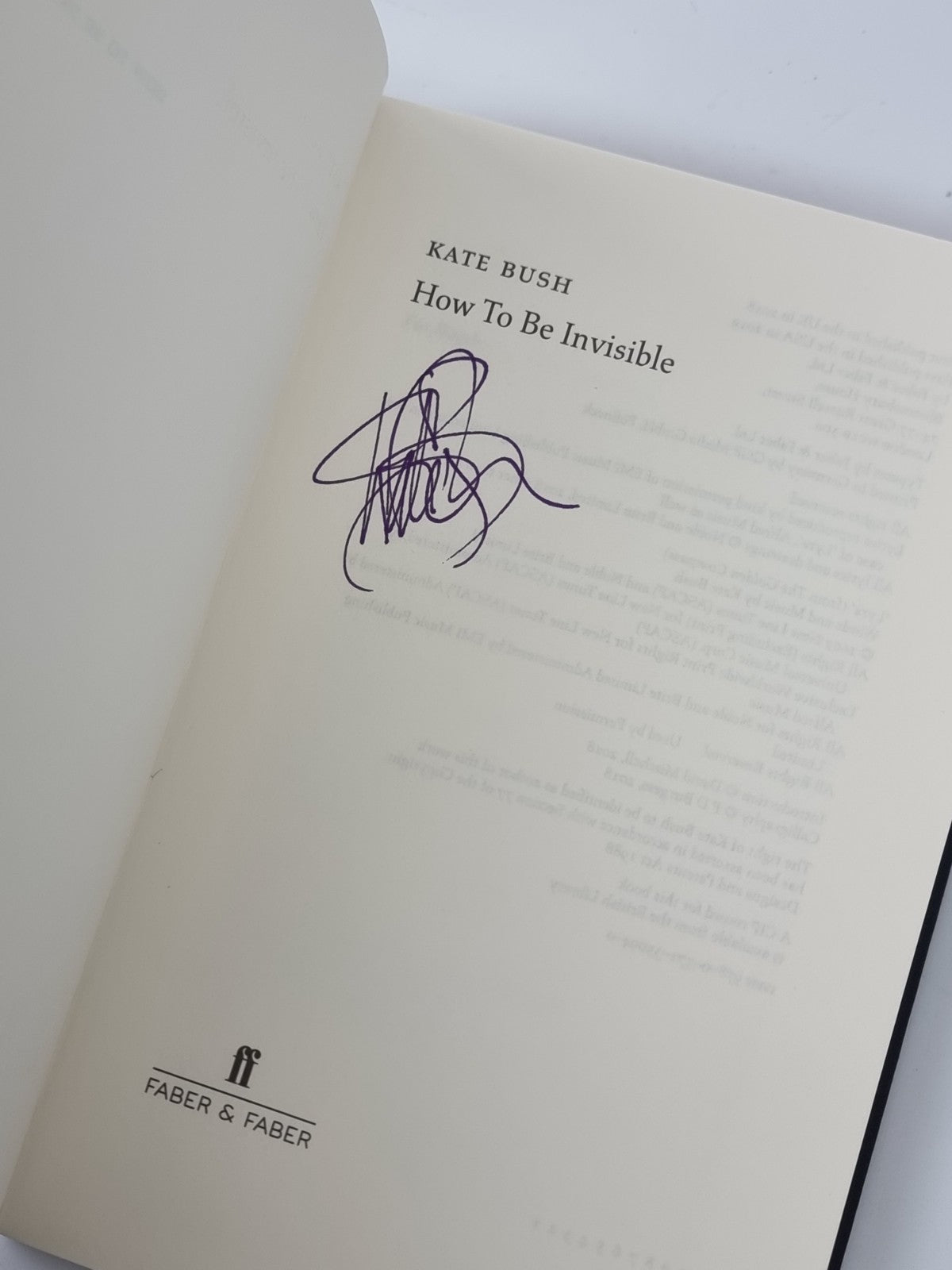 How to Be Invisible : Lyrics by Kate Bush (Hardcover) Signed 1st NEW