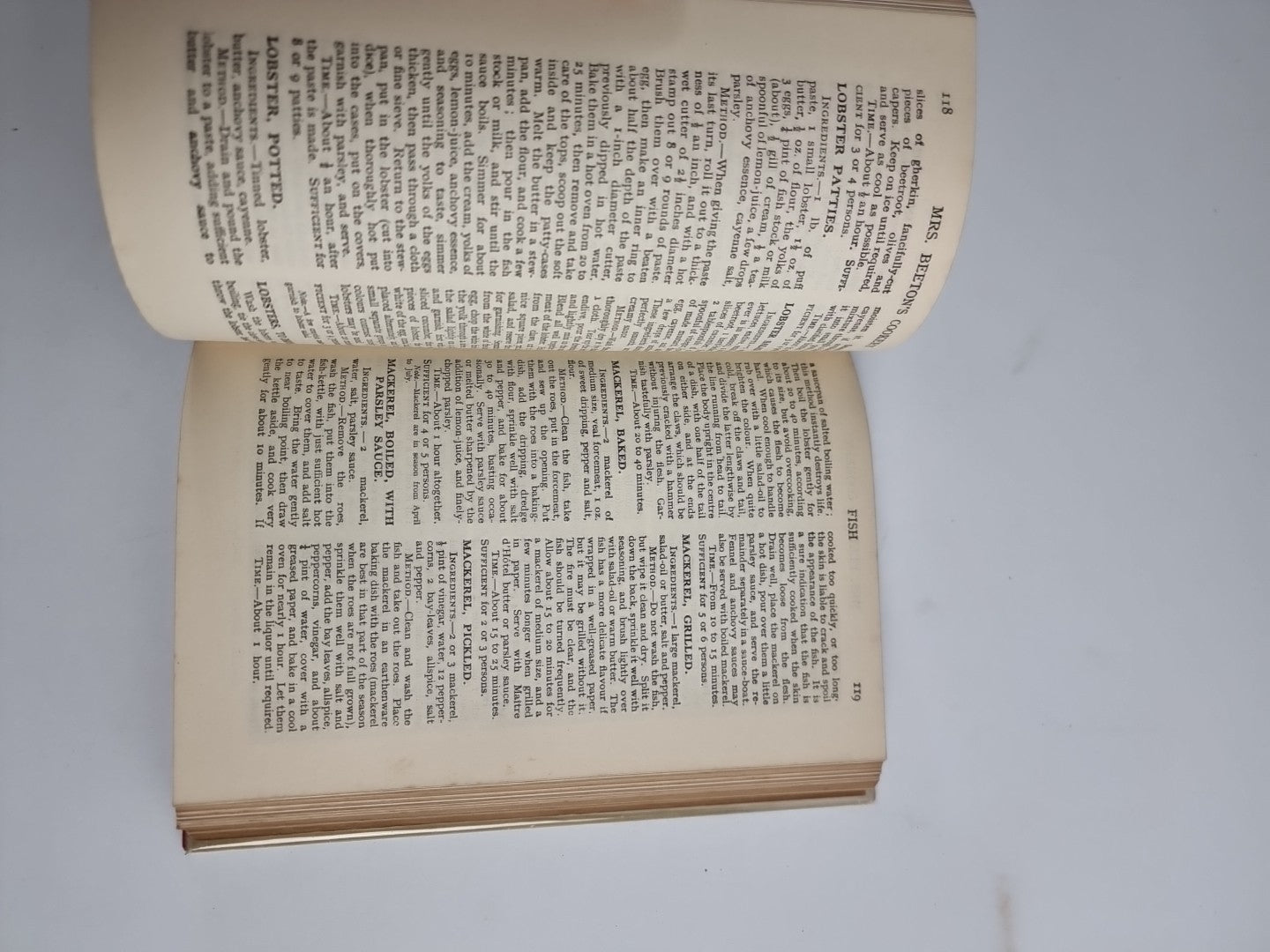 Mrs Beeton’s Cookery Book 1923, Colour Plates & Illustrations, Free Tracked Post