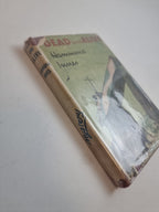 Dead and Alive, Hammond Innes — First Edition