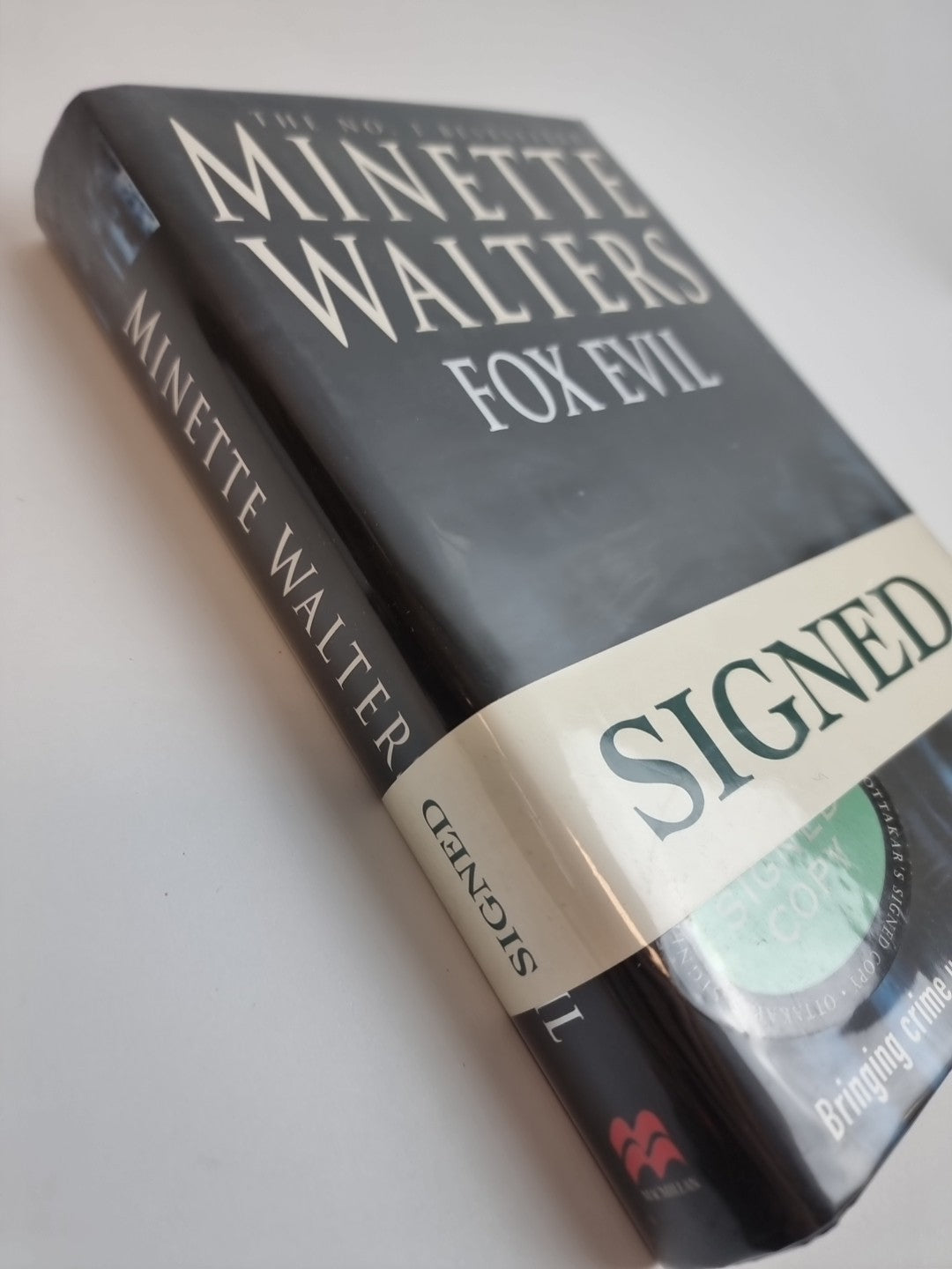 Fox Evil by Minette Walters (Hardcover, 2002) 1st Edition Signed Free Delivery