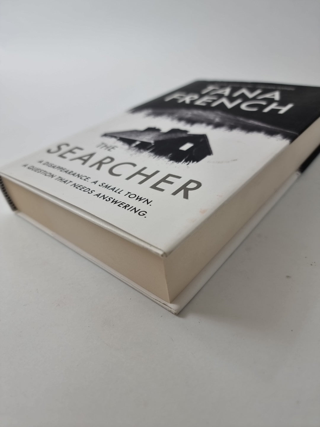 The Searcher by Tana French (Hardback-2020) 1st/1st Edition Signed