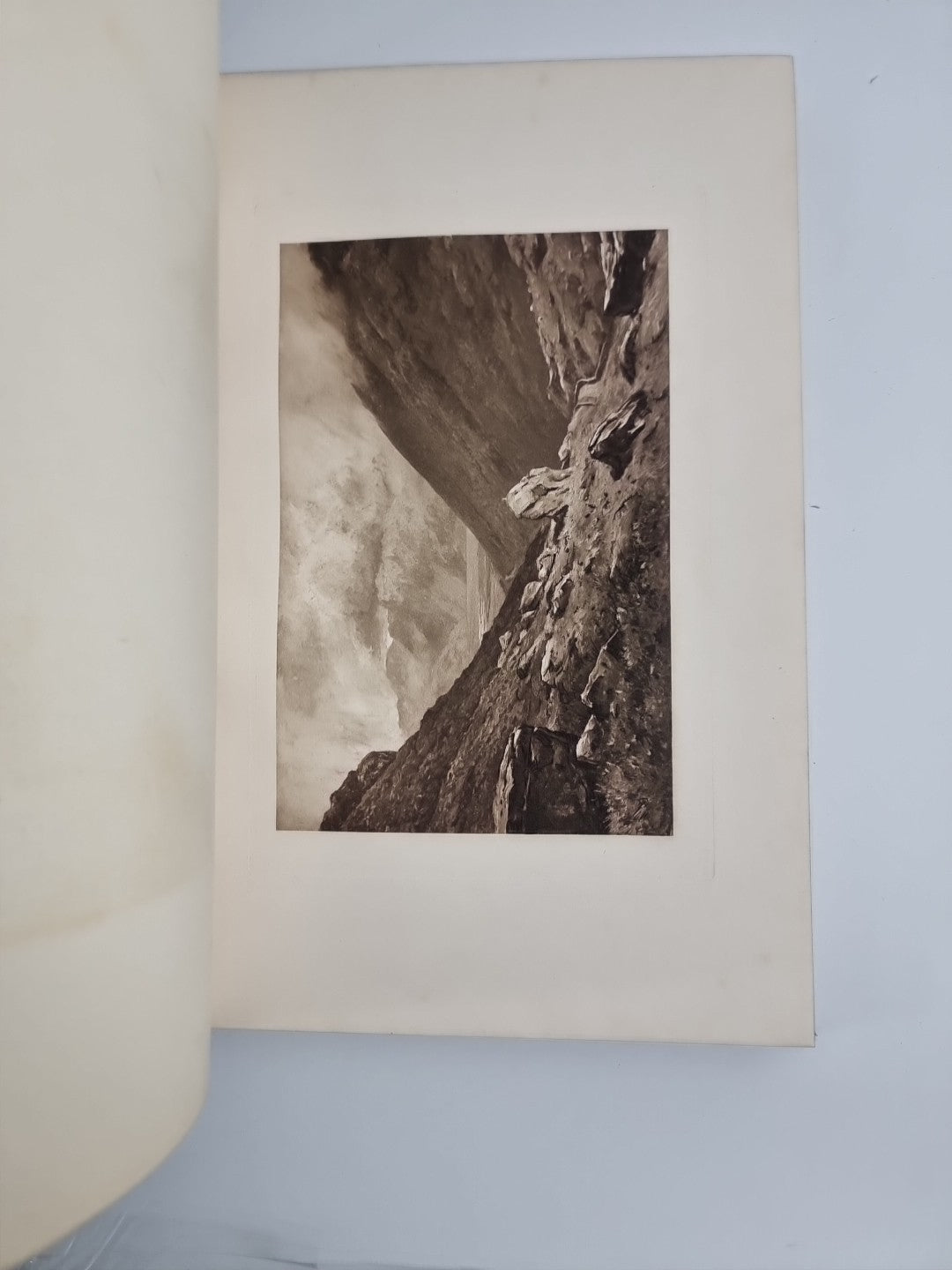 ROUND ABOUT HELVELLYN: TWENTY-FOUR PLATESBY THOMAS HUSON Ist Edition