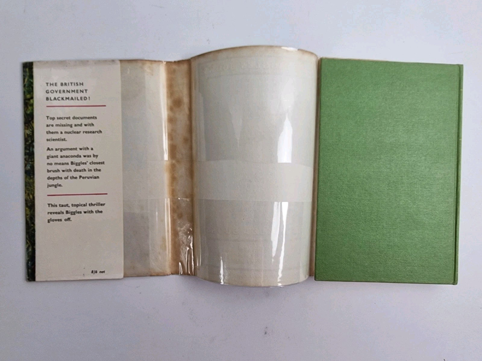 Orchids for Biggles , Captain W.E. Johns — 1st Edition, AS NEW