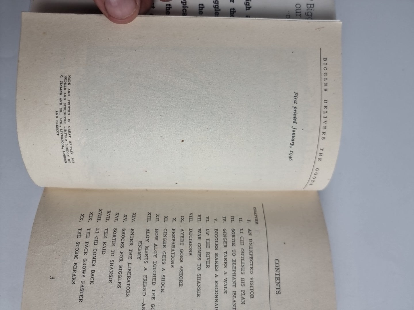 Biggles Delivers The Goods, Captain W. E. Johns — First Edition, First Printing