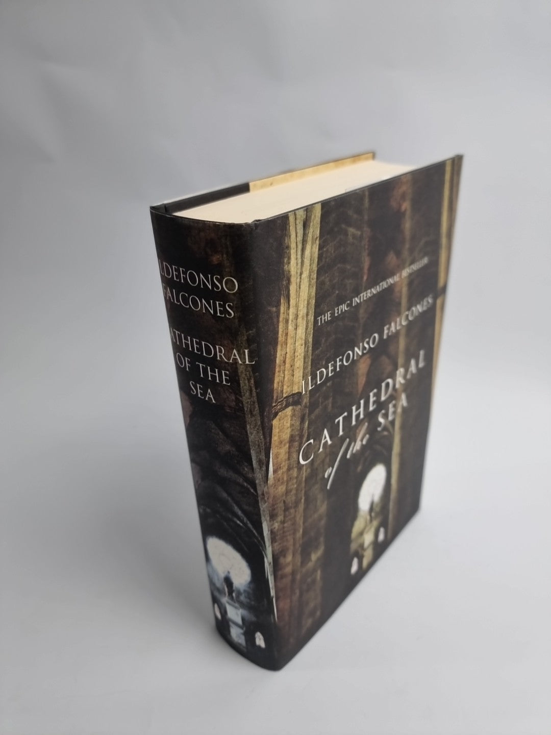 Cathedral of the Sea by Ildef Falcones (Hardcover, 2008) 1st Print & Edition New