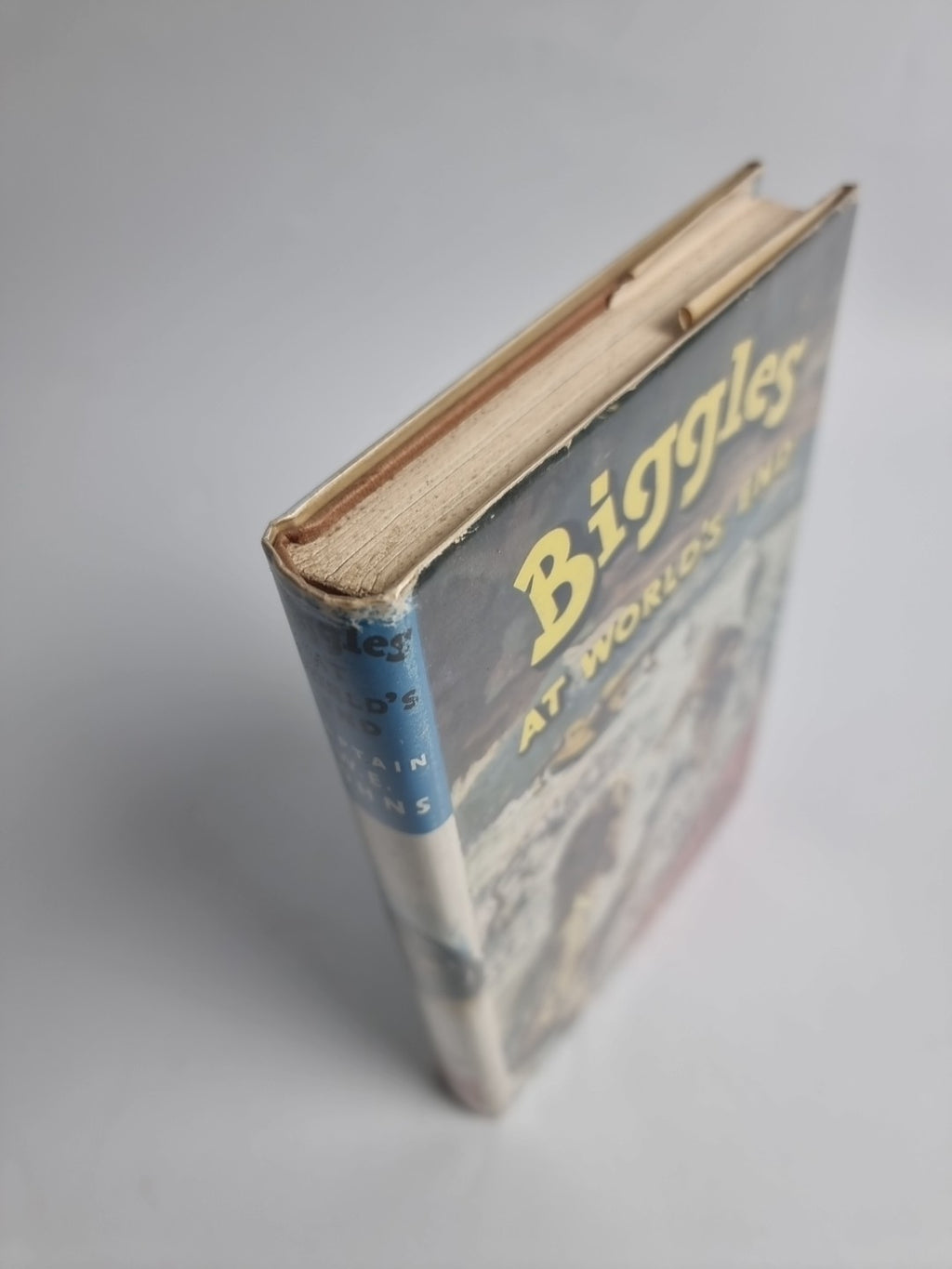 Biggles at World's End,  Captain W. E. Johns — First Edition