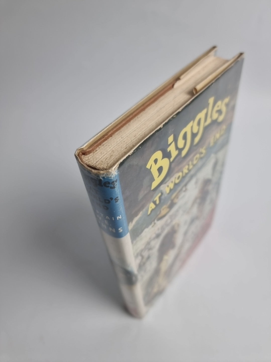 Biggles at World's End,  Captain W. E. Johns — First Edition