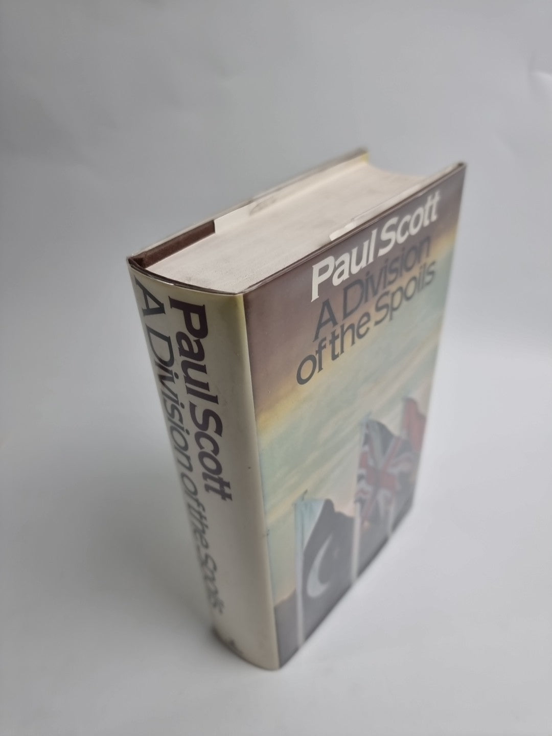 Paul Scott A Division of the Spoils 1st/1st ( Raj Quartet) 1975