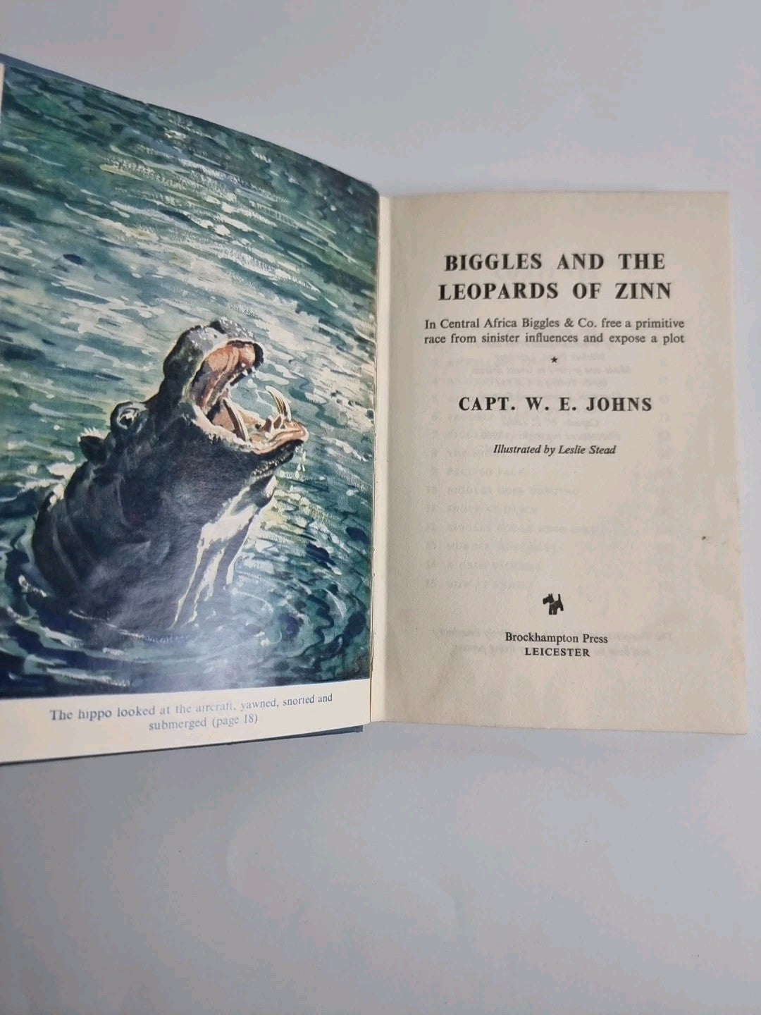 Biggles and the Leopards of Zinn, Captain W E Johns — First Edition