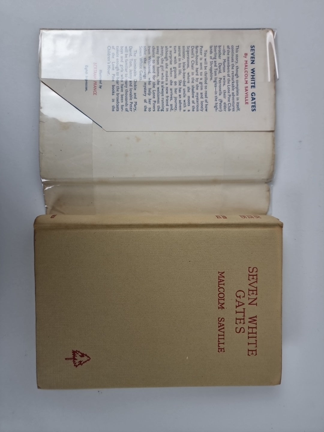 Seven White Gates, Malcolm Saville — First Edition, Illustrated