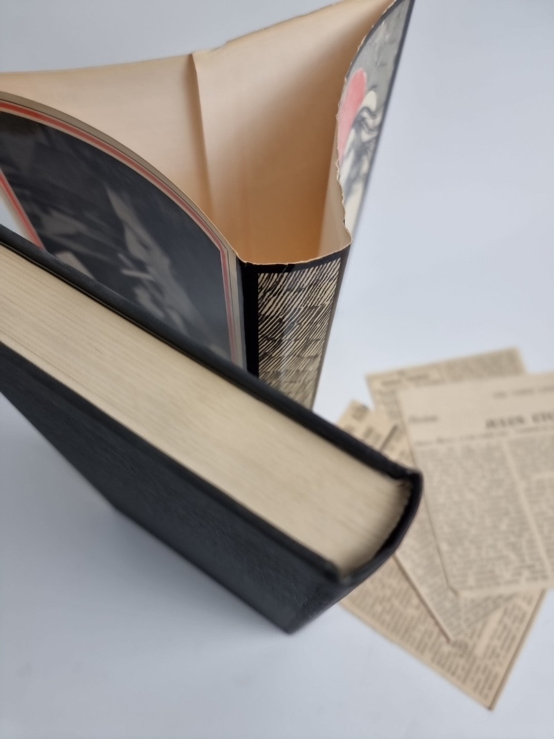 A GIRL CALLED JULES 1968  MILENA MILANI - Rare UK 1st Edition - Unread Fine Copy