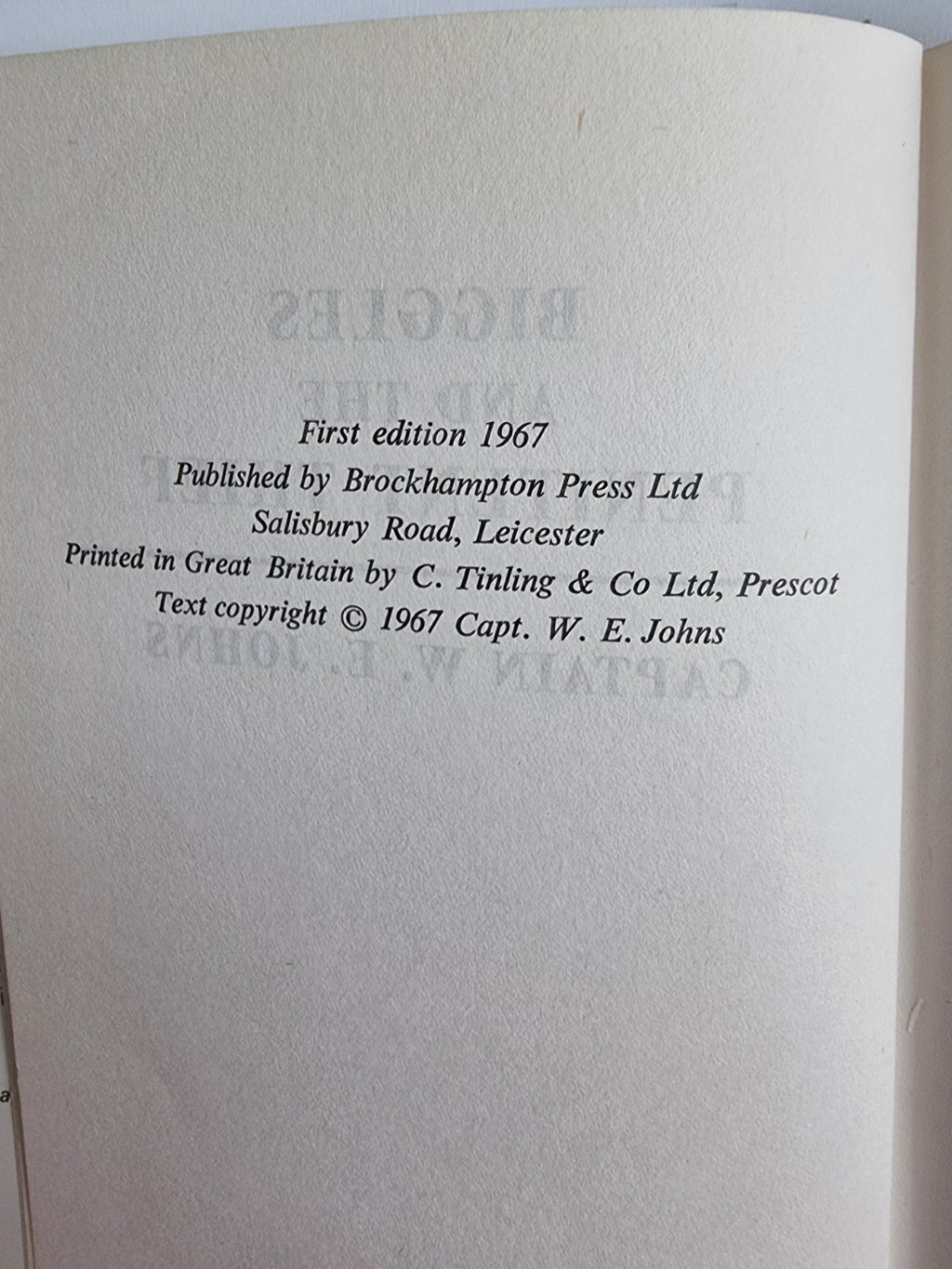 Biggles and the Penitent Thief, Captain W.E. Johns — First Edition, AS NEW