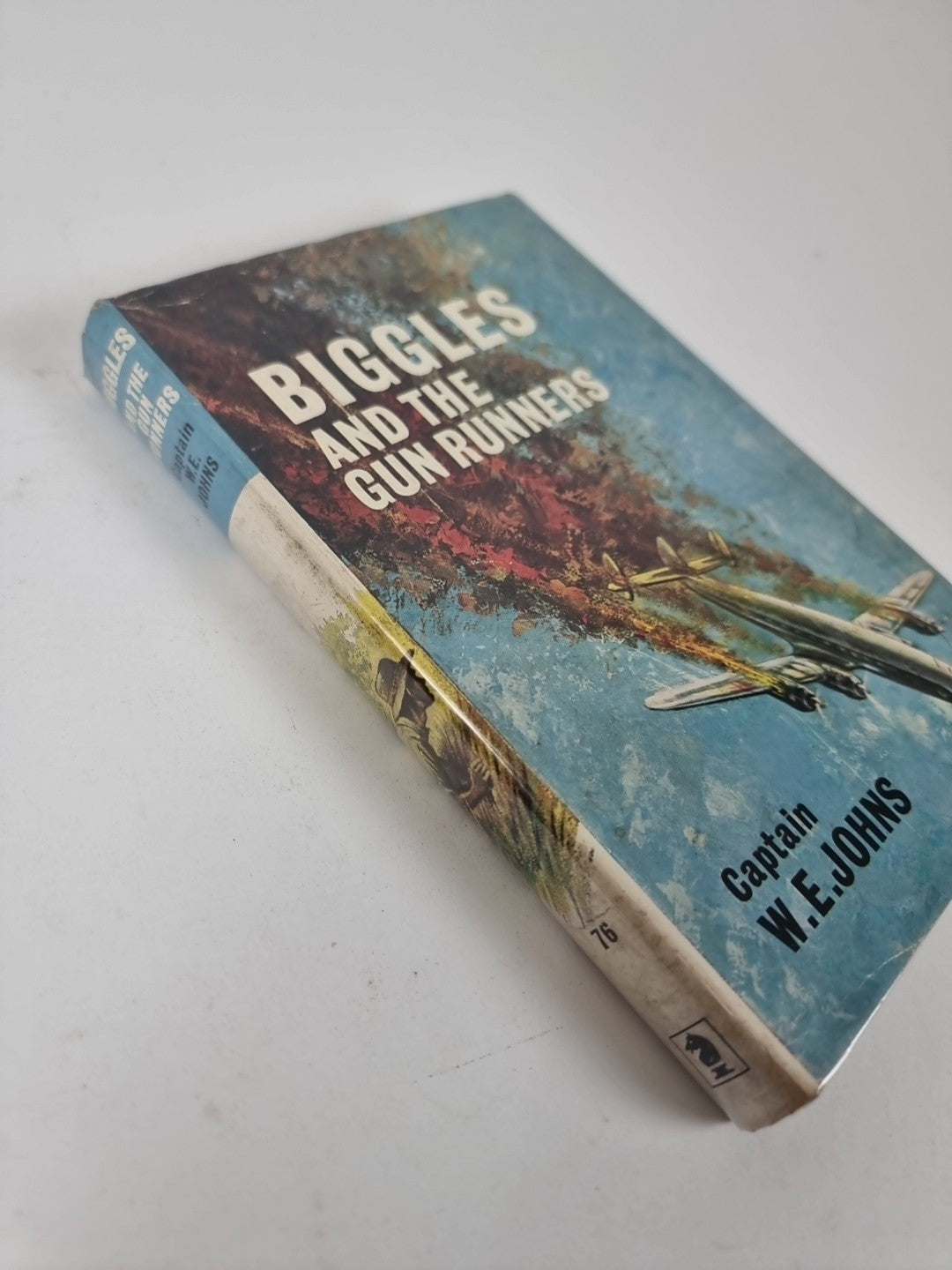 Biggles and the Gun Runners, Captain W. E. Johns - First Edition