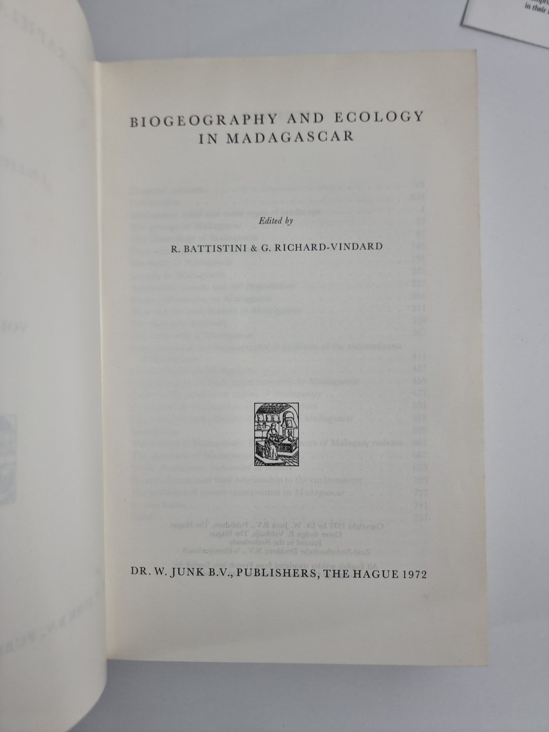 Biogeography and Ecology in Madagascar (Taschenbuch)G. Richard-Vindard