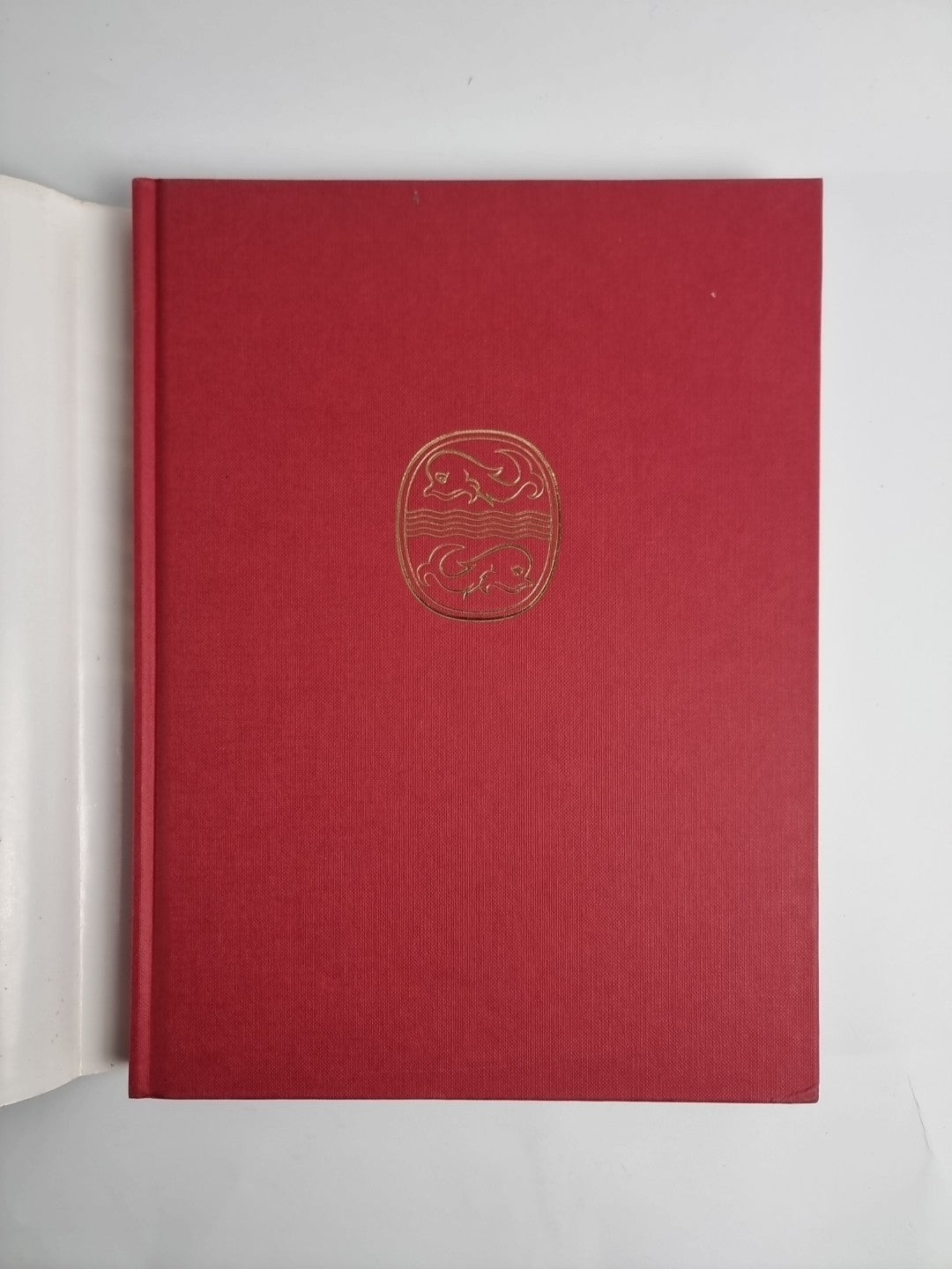 The Sari: Styles, Patterns, History, Techniques by Linda Lynton Hardcover NEW