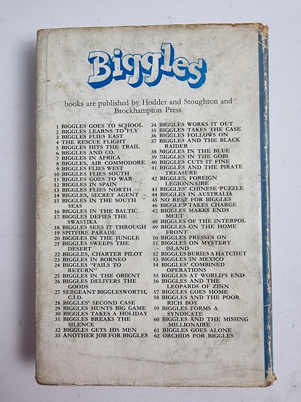 Biggles Sets a Trap, Captain W. E. Johns — First Edition
